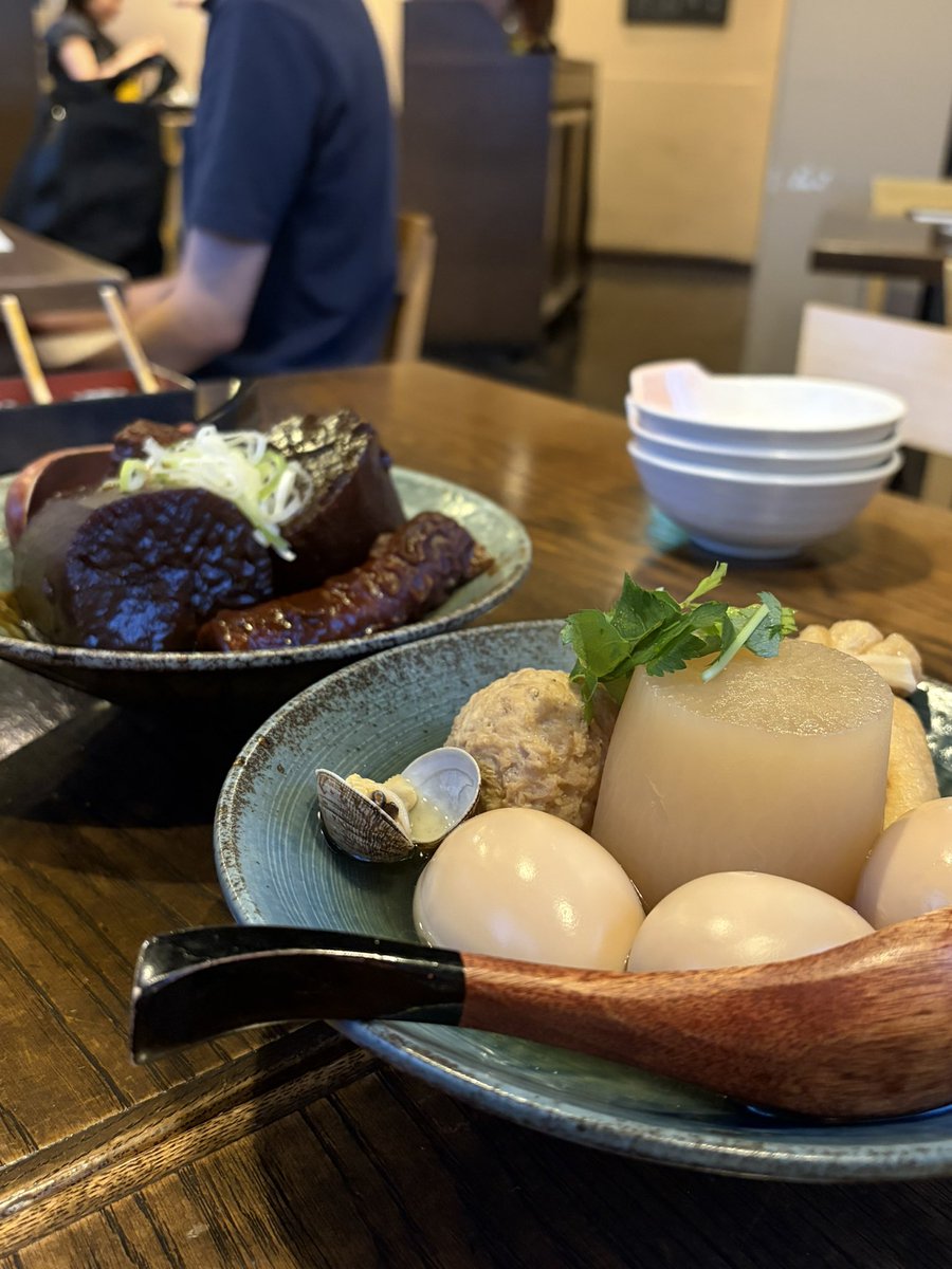 renaaaaaO7's tweet photo. いっこ食べかけあって申し訳だけど名古屋楽しいだいすき！！ https://t.co/1p2AIU9aQo