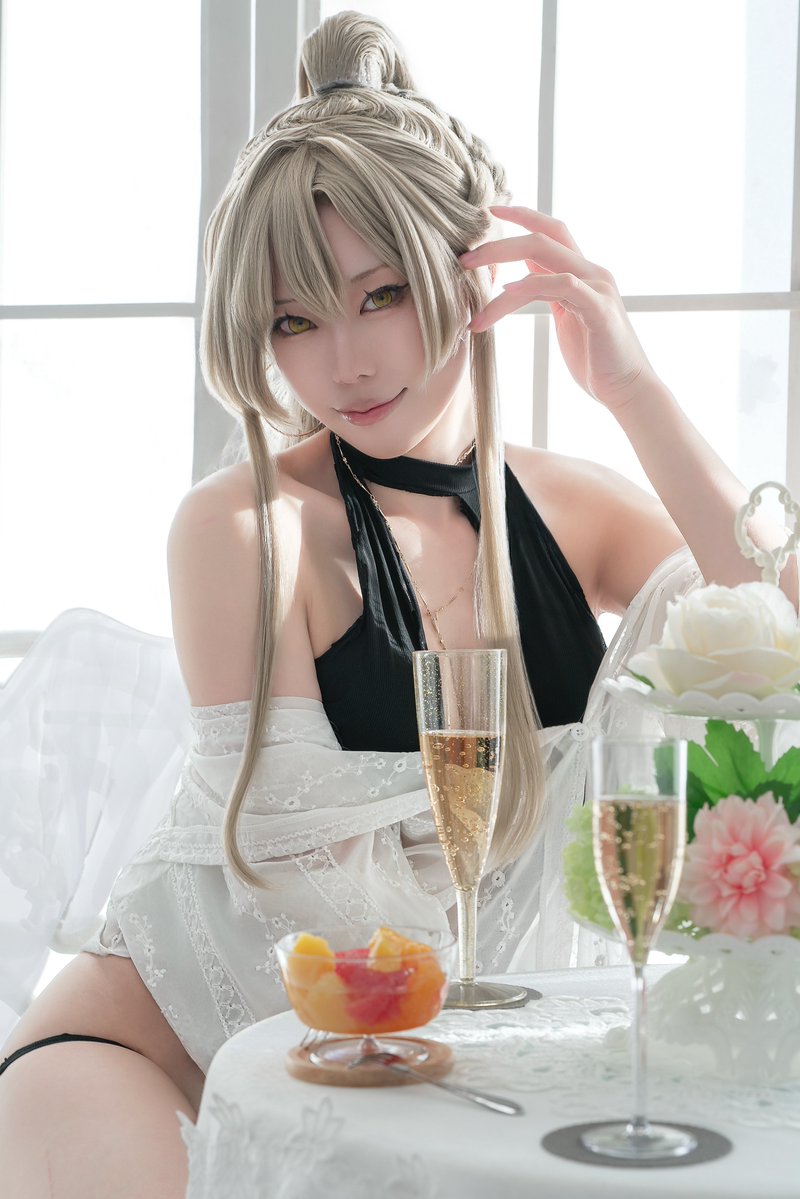 nawako123's tweet photo. 瀟洒。

Blue Archive / 桐藤ナギサ
model:@ore_channn
#ブルアカ #cosplay https://t.co/0yiVICSALf