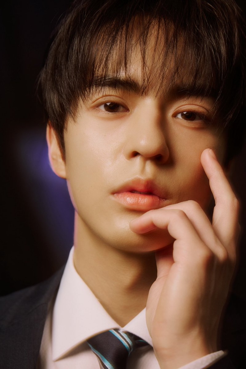 Emo_miu's tweet photo. ＼Emo!ドラマインタビュー／
#奥野壮 『今夜もシリアルキラーと待ち合わせ』チェキプレも💜✨【エモ写真17枚】

演じるうえで一番大切にいることは「楽しむこと」。

⛳️“ゴルフ”に夢中？
理想の休日の過ごし方のお話も💭
🔗https://t.co/QBObleAz1l

@suidora11 @okuno_so_
#今夜もシリ待ち #Emomiu https://t.co/3MeekvBbwM