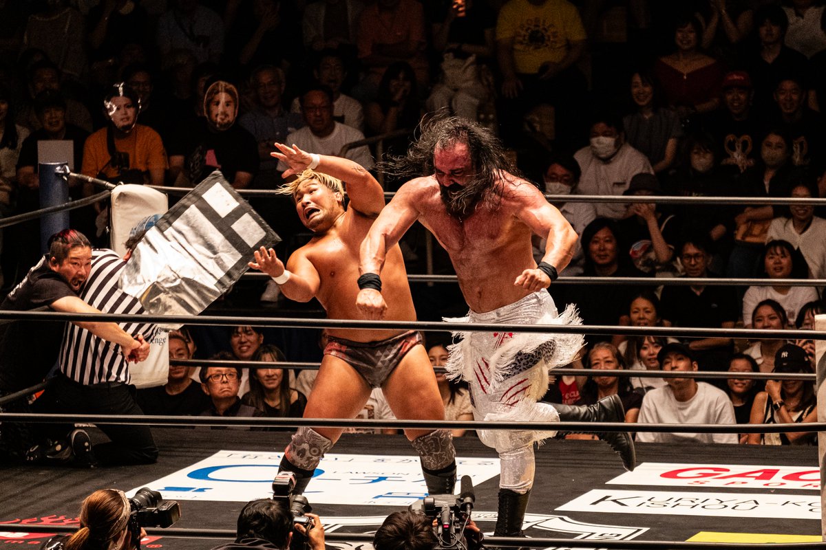 gohngcha's tweet photo. 2026.8.4 DRAGONGATE 後楽園ホール

鉄板を拳で打ち抜くみょんみょん
#dragongate
#ギアニーみょんみょんヴァレッタ
#GianniValletta https://t.co/9A7uzVwgdn