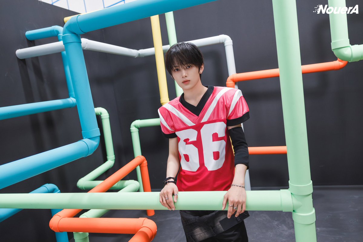 linfolder's tweet photo. 260805 NouerA B.stage update with Lin!! “.exe” MV behind photos part1 🩷

#LIN #린 #NOUERA #누에라 https://t.co/5ojaTHupqs