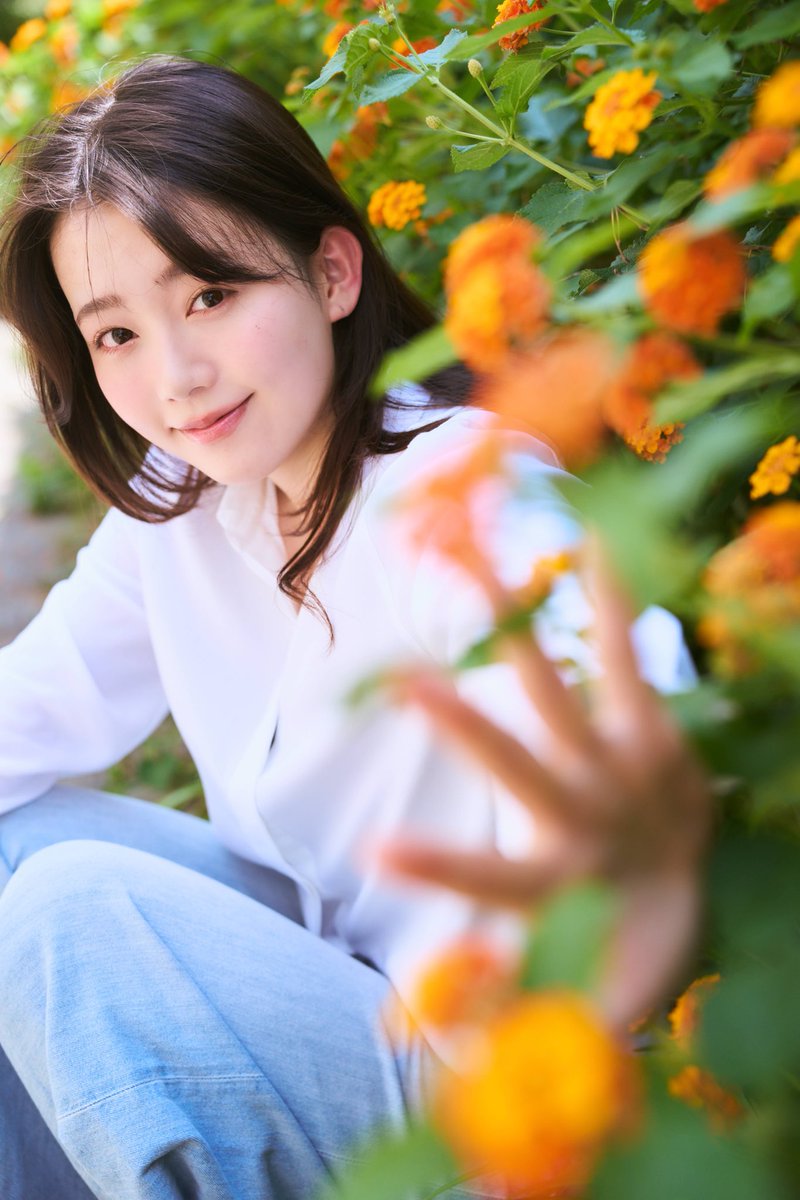 HORIPROMEGURO's tweet photo. #米倉れいあ
@reia_kurakura 
 
現在放送中のドラマ
「#今夜もシリアルキラーと待ち合わせ」で
池袋南署刑事課の若手巡査・長谷川梢を好演している米倉れいあ―。
 
本日第6話放送です❣ぜひご覧ください📺
 
【米倉れいあ(よねくら れいあ)】
2005年2月8日生まれ。和歌山県出身。
2018年「第43回ホリプロタレントスカウトキャラバン」に合格し、芸能界デビュー。ドラマ「十角館の殺人」(Hulu)、映画「顔だけじゃ好きになりません」への出演やCMのイメージキャラクターなど多方面で活躍中。
 
#ホリプロ　#horipro