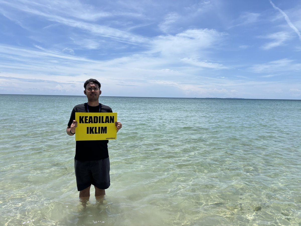 climateaidil's tweet photo. I visited a coastal community in Kudat, Sabah where they had to face coastal erosion, rising sea levels, storm surges &amp; dwindling fish populations. 

The reality of climate change is here &amp; it’s affecting marginalised communities the most. https://t.co/jIus2DTfmH