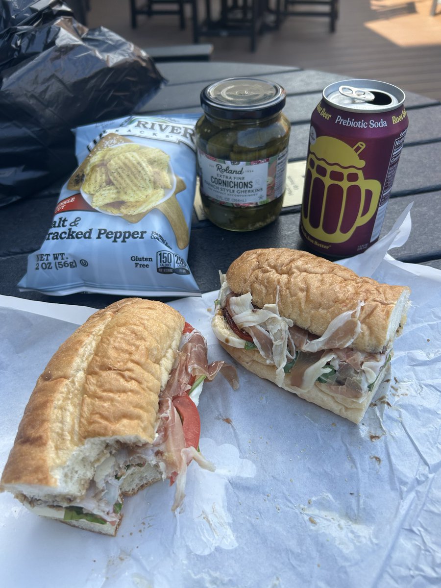 kimberlykane's tweet photo. RIP Vincent Pastore. This bite of prosciutto sub is for you, Big Puss 🙏 https://t.co/KwzJgbtImk