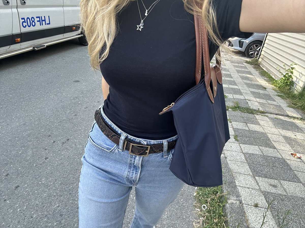 Lanaskimm's tweet photo. tm hadi ise alın bugün beni kombin boşa gitmesin https://t.co/Pzo1QnnL8E