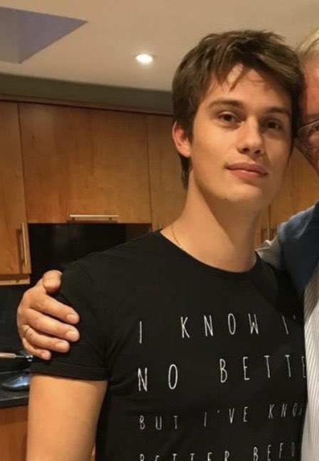 Inloveisms's tweet photo. This is one of the 8th wonders of the world, cause how in the hell did Nicholas Galitzine get so big that quickly. I know this man's protein shits were straight diabolical. https://t.co/7wxGJqgd9w