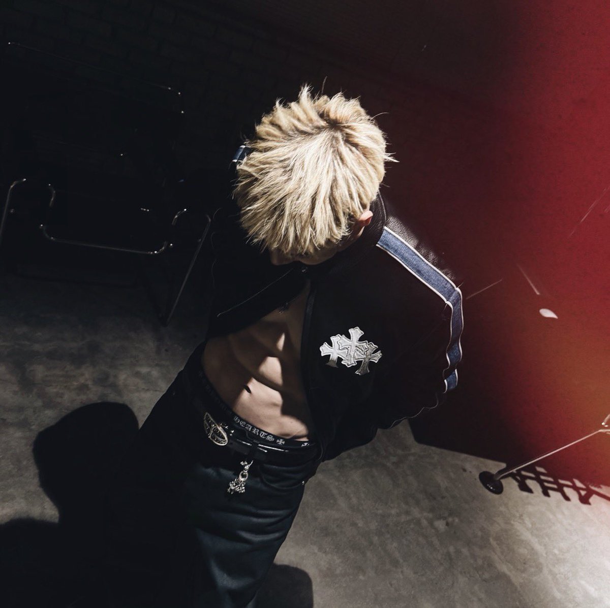 BangChanGlobal's tweet photo. [260806] 🐺 🫧 
Bang Chan updated his profile photo on bubble https://t.co/Szggjl5Qmc