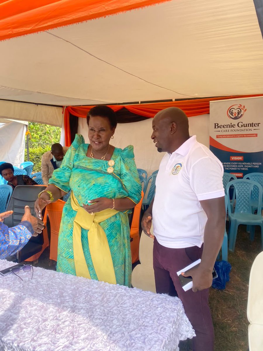 Boychildimpactu's tweet photo. The president UBOCINU @ffouganda meets with Hon. @AKyambadde as invited for the @BeenieGunter foundation in mpigi https://t.co/JAkPsfDhBv