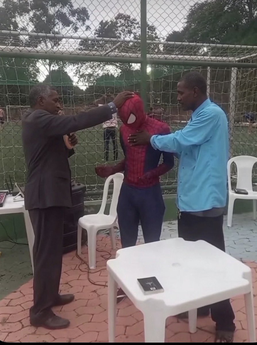 FwTrex's tweet photo. Spider-Man went for prayers. Give this Spider-Man movie a name. 😂💔 https://t.co/6UeB8cdJuf