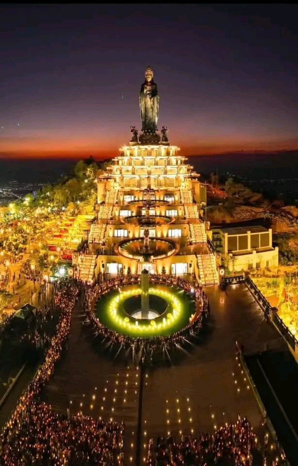 lordvishalkumar's tweet photo. Buddhism is the most asthetic religion in the world.  ☸️🌍 https://t.co/IIXOCvpBmD