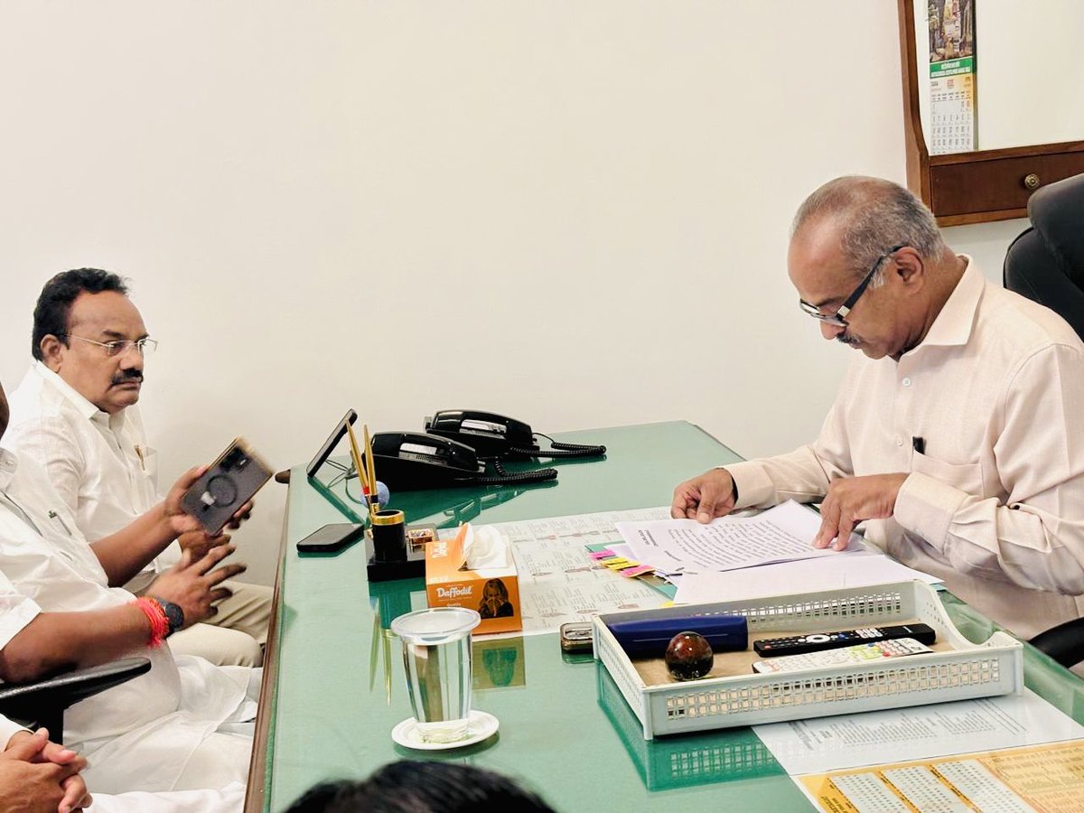 PCMohanMP's tweet photo. Chaired the meeting of the Parliamentary Standing Committee on Social Justice and Empowerment in New Delhi. https://t.co/HethyTNv9F