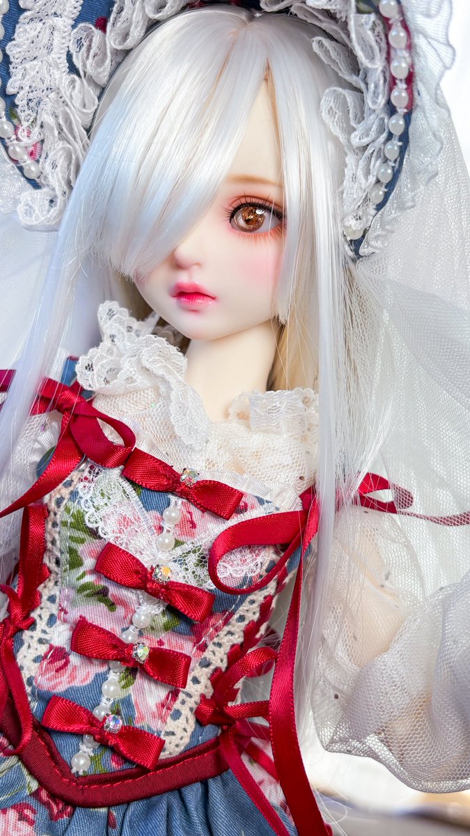 chapidoll's tweet photo. ずっと待ってたお洋服届いた- ̗̀📦 ̖́-
白雪姫カラーっぽく煌びやか🍎✨️ https://t.co/Gvzp5yaAAL