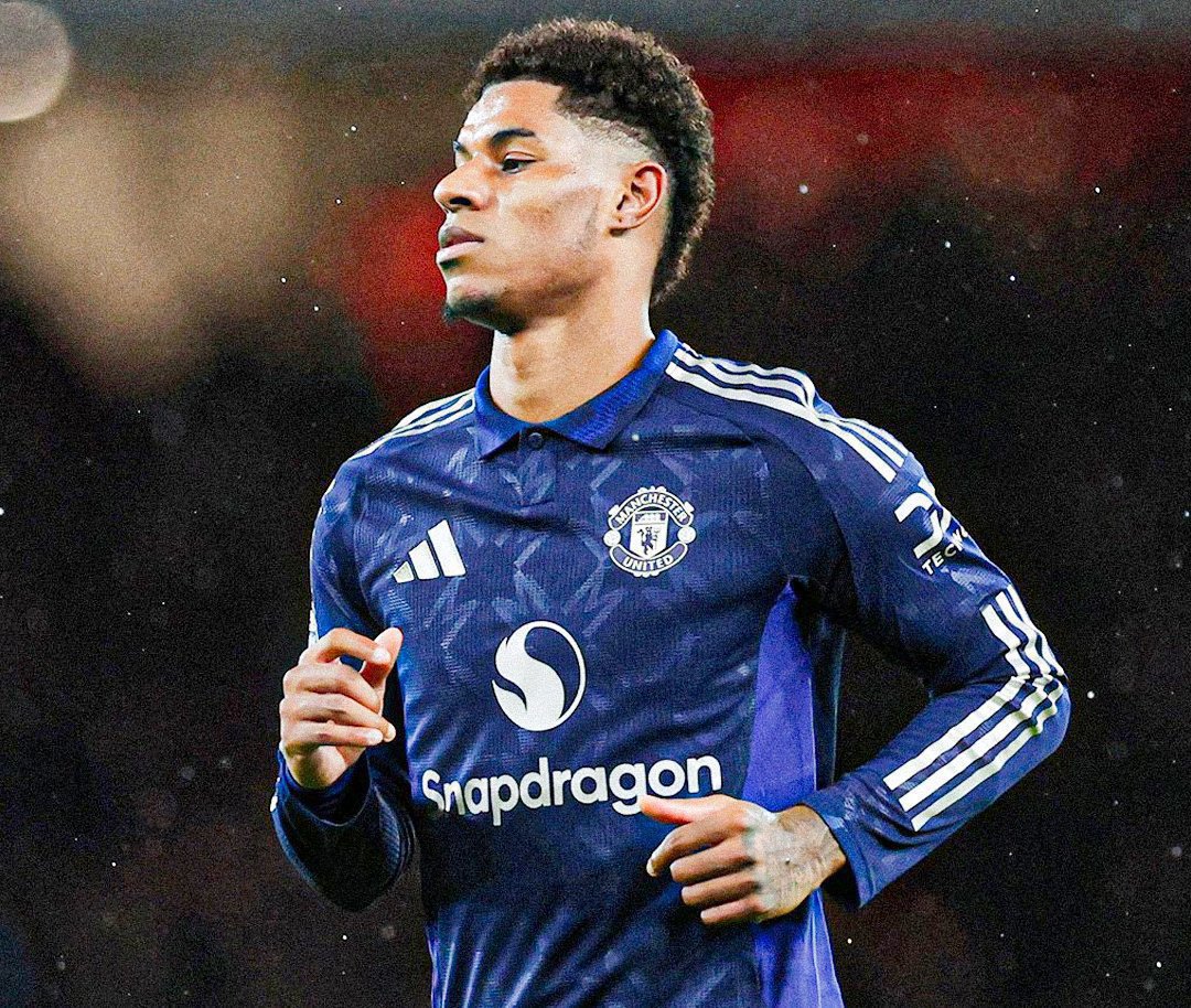 UNITED_HOLLAR's tweet photo. Am I the only United fans who is happy that rashford is back? https://t.co/LKfSmm8UB2
