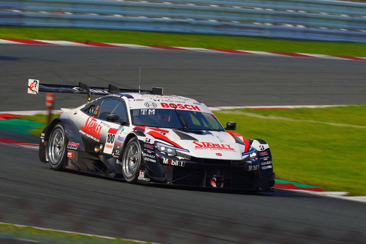 hirokichi_bf2's tweet photo. 2026 SUPERGT Rd.4 FUJI🗻

#風間そら(@sora__kazama)さん
#海老野心(＠heart_u29)さん
#SUPERGT
#TEAMKUNIMITSU
#STANLEY
#ここそら https://t.co/7VTlilZyGM