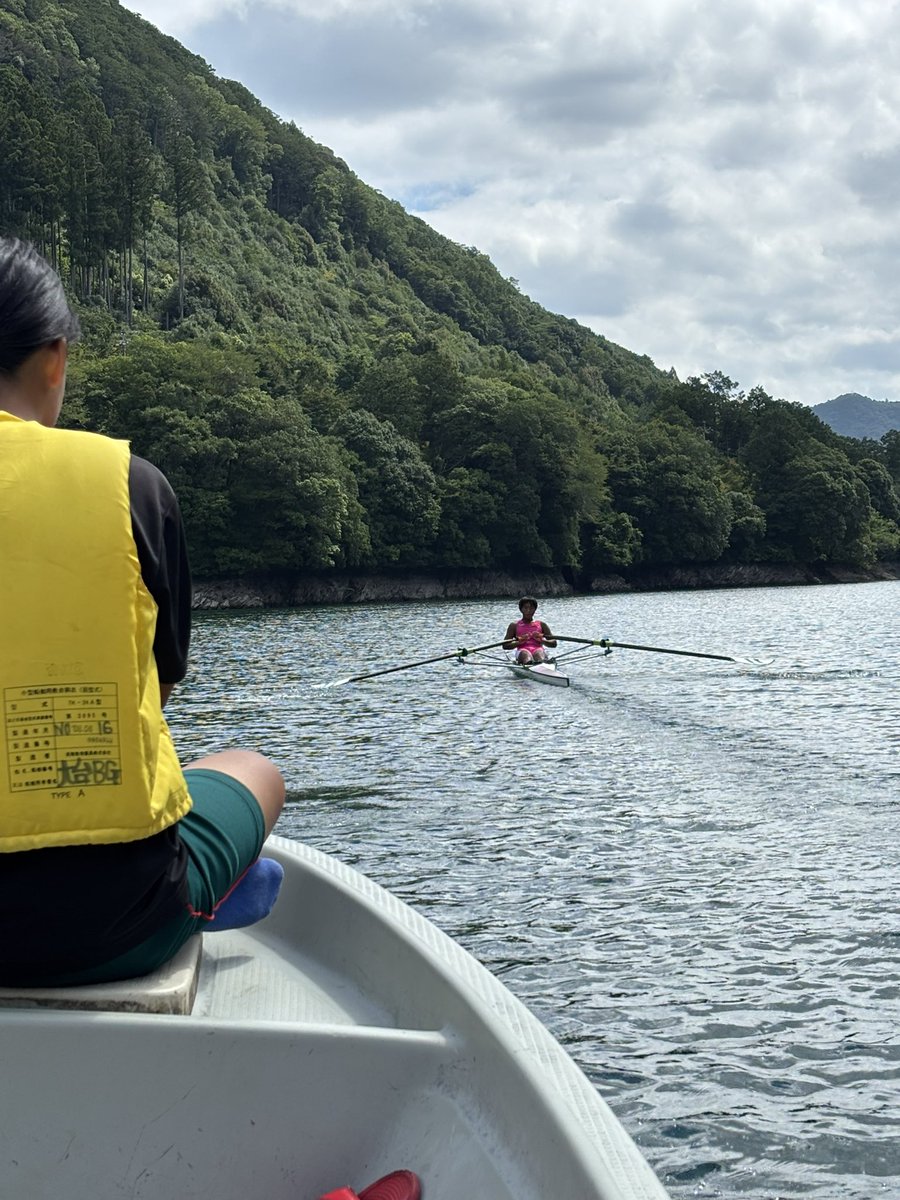 TakaishiRowing's tweet photo. 三重合宿③（奥伊勢湖漕艇場、8/3-6）

3日目も2部乗艇を行いました。
午後からは津商業・追手門学院と合同で1000m＆500mタイムトライアルをしました🚣
1年生にとって初のタイムトライアル！！！

#たか高 #高石高校 #ローイング #ボート部  #浜寺公園  #浜寺 #全員初心者 #奥伊勢湖 #追手門学院 https://t.co/EvT7Lc5r7m