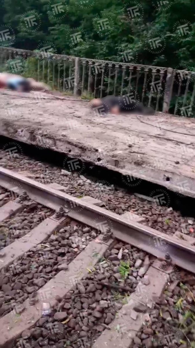 frontlinekit's tweet photo. YOU DO NOT HATE THEM ENOUGH! 🤬🤬🤬

As of now, there are 17 confirmed fatalities and 44 injured as a result of the 🇷🇺 russian attack on Kyiv and the Kyiv region. Media outlets are publishing footage from the "Kvitneva" station in the Brovary district. https://t.co/5g1Yook96l