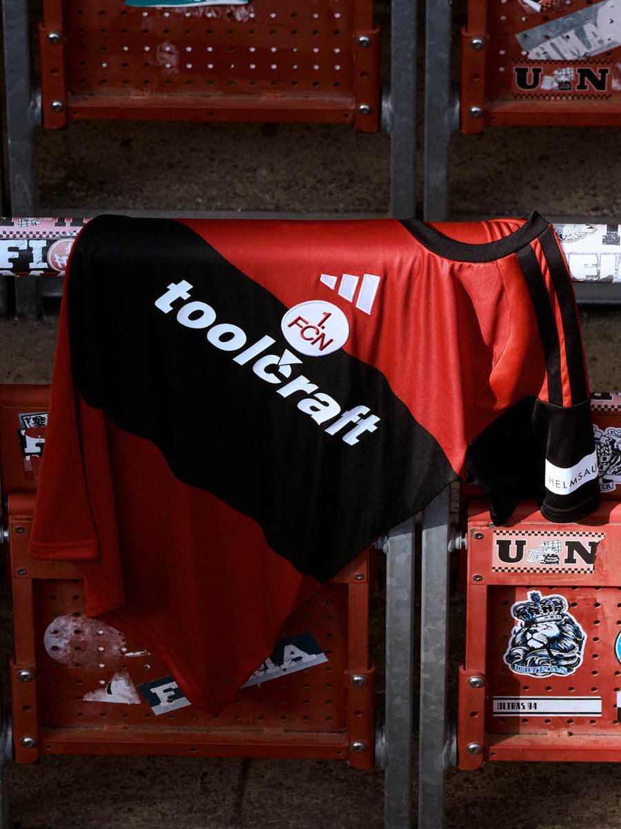 TheyThinkKits's tweet photo. 1. FC Nürnberg x adidas https://t.co/MsLmzjVsQo