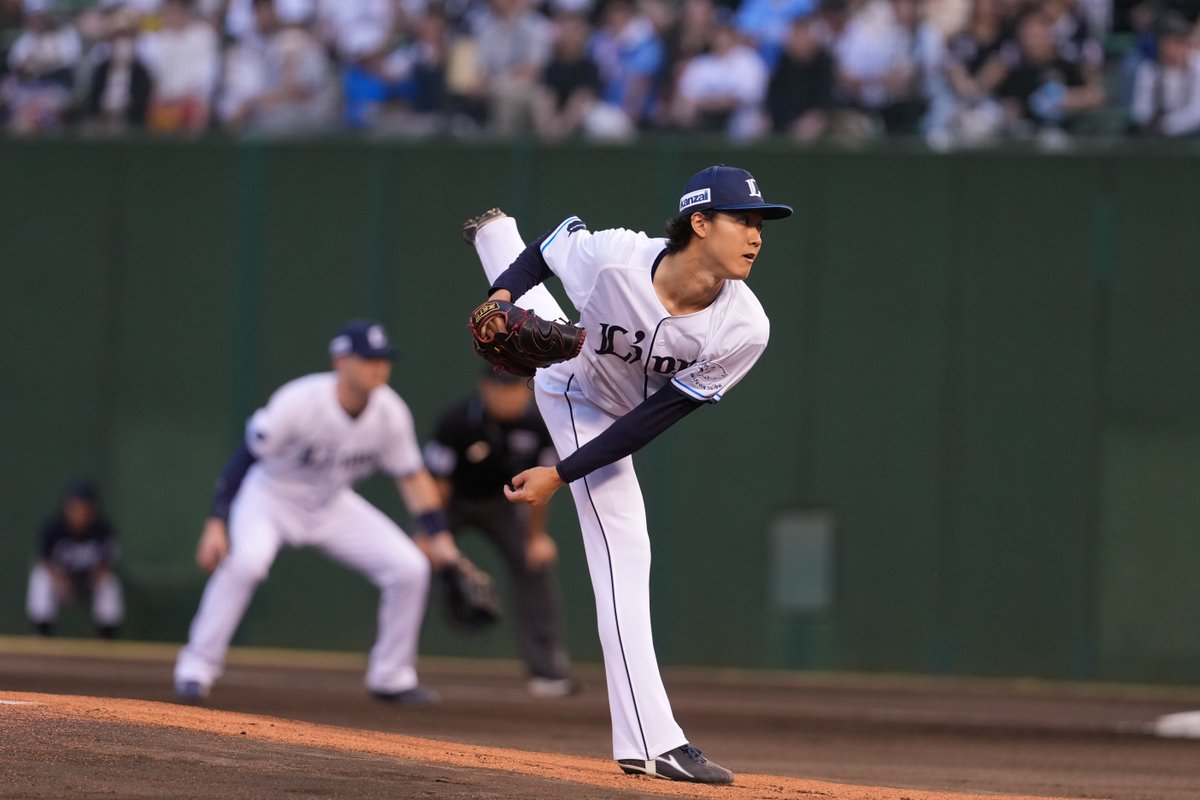 lions_official's tweet photo. 明日8/6(木)はファーム・リーグ公式戦（阪神タイガース戦）をベルーナドームで開催！
ライオンズは #菅井信也 投手が先発登板予定です。
ぜひベルーナドームにお越しいただき熱いご声援をお願いいたします！
 
▼チケット購入やイベント情報はこちら
https://t.co/7rgediq7fb
 
#seibulions https://t.co/ceQhs6uh3j