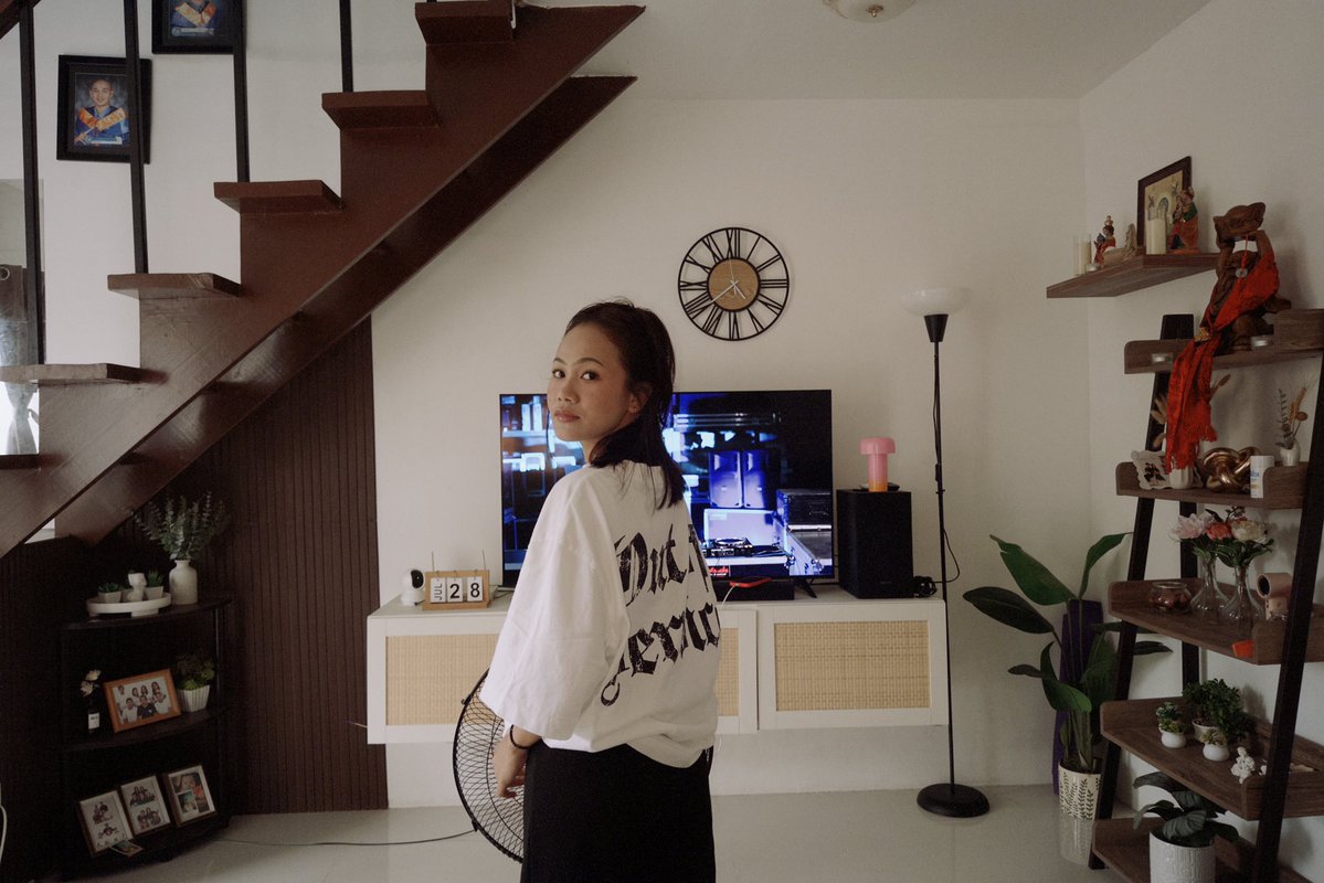 monicnatividad's tweet photo. Though aging can feel overwhelming, I Thank the Lord for every year that shapes me. 
22 and still dreaming high! 🙏🏻✨🤍 https://t.co/hm1s1LCMyF