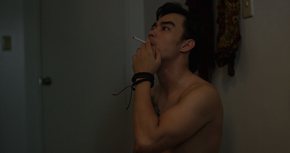 beeyonceknight's tweet photo. 12 Weeks (2022)
Dir. Anna Matutina

After ending her toxic relationship with Ben, 40-year-old Alice discovers she’s pregnant. Considering abortion due to age and status, she struggles with body changes and decides: return to Ben or face consequences for her child.

Netflix https://t.co/e7BloP11FH