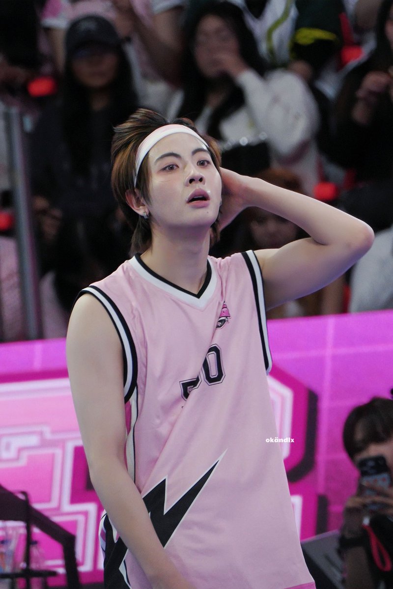 okandlx's tweet photo. 🏀

TFO DMD SPORTSDAY 26
#เติ้ลเฟิร์สวันสนามนี้มีรัก 
#Firstone @firstone_wnk https://t.co/z49bVxBfvX