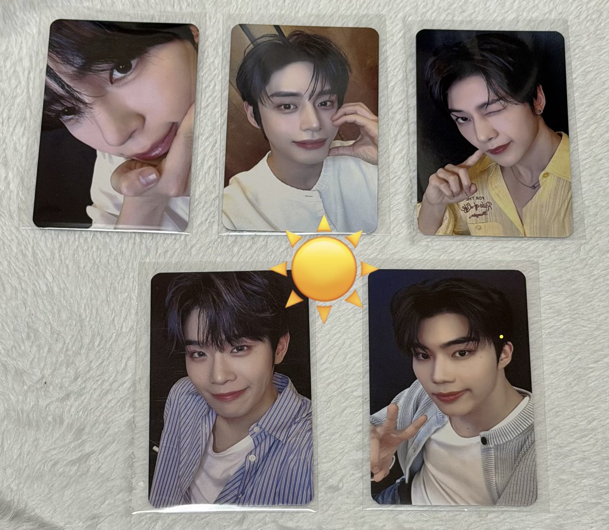 pp_nip's tweet photo. WTS 제로베이스원 제베원 상하이 광저우 팬싸
makestar 메이크스타 미공포 양도 B ver 당첨 포카

세트(5ea) 12.0
한빈 4.0
나머지 2.5

KKT
https://t.co/vKzH7qolzU

zerobaseone Zb1 성한빈 김지웅 석매튜 김태래 박건욱 poca pc sell photocard 포카 미공포 쇼케 쇼케이스 대면 팬싸 멕스타 https://t.co/C1BiQ8UD3D