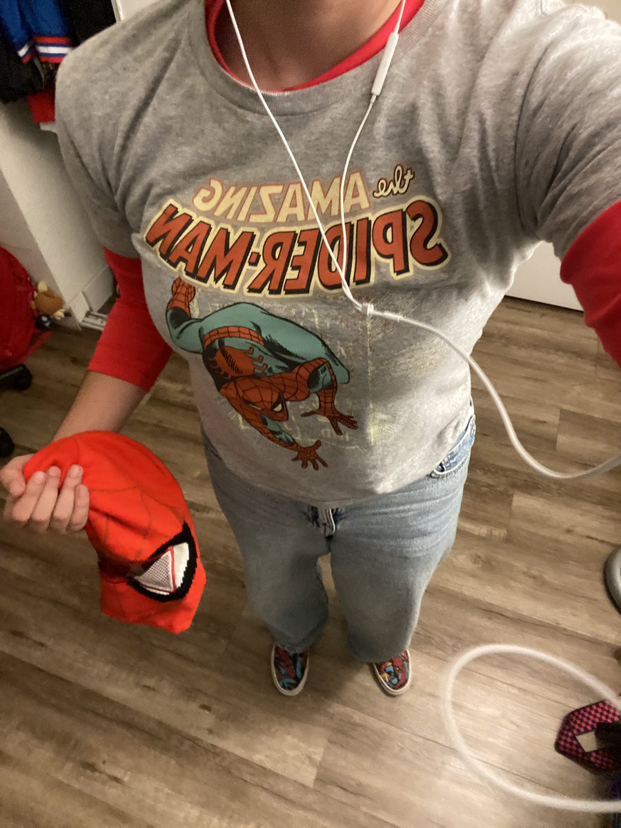 kurenaay's tweet photo. brand new day dump! #spiderman #spiderrin https://t.co/LJUP7TkO2D