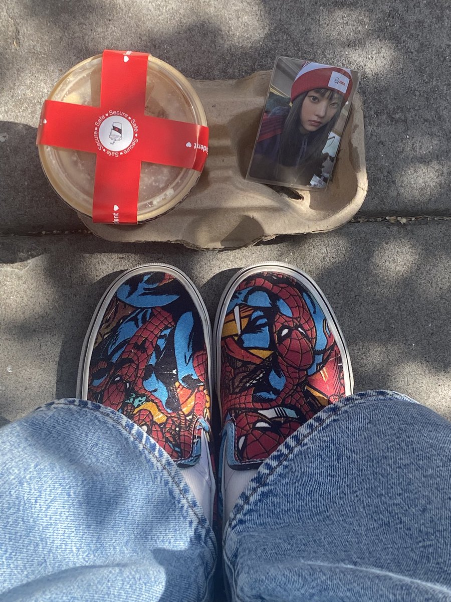 kurenaay's tweet photo. brand new day dump! #spiderman #spiderrin https://t.co/LJUP7TkO2D