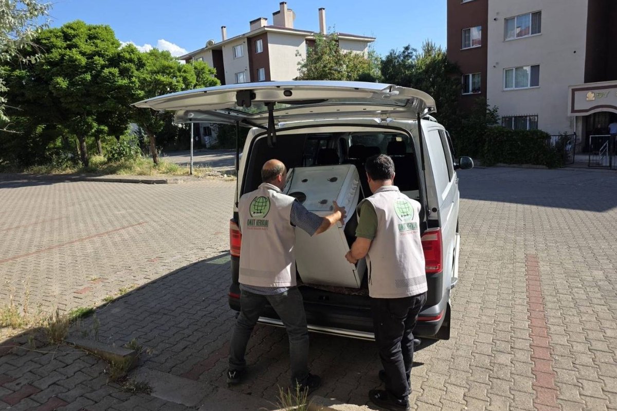 umutkervanivkf's tweet photo. 📍Bingöl

Umut Kervanı olarak, Bingöl'de Temmuz ayında ihtiyaç sahibi ailelere yönelik yürüttüğümüz yardım çalışmaları kapsamında, toplam 1 milyon 333 bin 144 TL tutarında ayni ve nakdi yardım ulaştırdık.

Bu hayır çalışmalarına destek veren tüm esnaflarımıza ve hayırseverlerimize gönülden teşekkür ediyoruz.