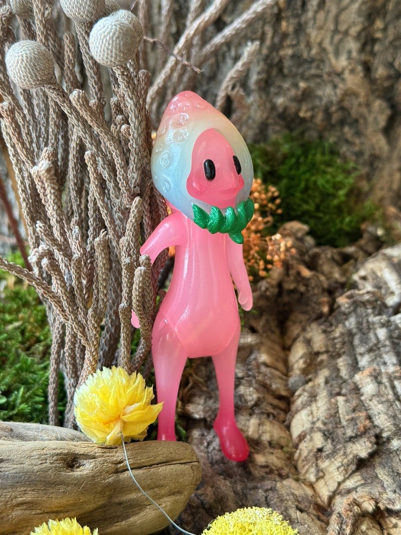 wanda_frog's tweet photo. 🌟Mint Chocolate dolls & accessories releasing tonight 9PM JST!
Besides Mint Chocolate Long-eared Tribe WF Minka Crema, we’ll also be releasing KENZO’s hand-painted dolls, including 🍫WF Chocomint Pino, strawberry sisters Choco & Mint Berry🍓and Nanairo Freisa🍓
#wonderfrog https://t.co/V0KB8JPH4h