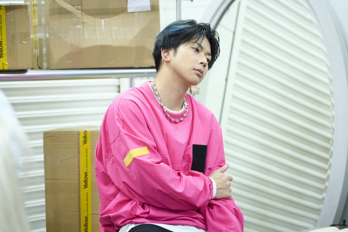 ZOZO_Yahooshop's tweet photo. ＼ #YellowbyTAKAHISAMASUDA ／

📍PICK UP商品📍

ちょっとくらいの雨や悩み、嫌なことは吹き飛ぶ
HOOK &amp; LOOP - NYLON PULLOVER

カラー毎に雰囲気が変わるオススメアイテム！

📅再販売期間：8/17㈪ 11:59まで

🔗https://t.co/gArL7uRz1q

#増田貴久 #ZOZOMASU #ZOZOTOWNYahoo店 https://t.co/P6Otwmo6Yw