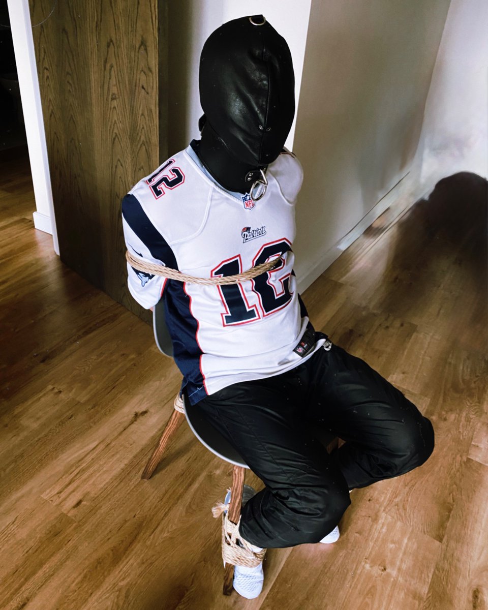 BoundForUse's tweet photo. Dont worry ill be back soon 😈🔒⛓️
https://t.co/aqUKXttGJo https://t.co/tHIx55xkPI