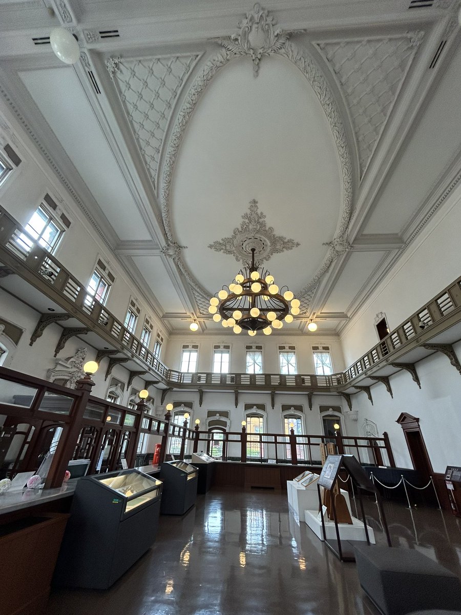 GldTae's tweet photo. 秋田市に行ったらぜひ観光してほしい赤れんが館（旧秋田銀行本店本館）✨明治時代の素晴らしい建築 https://t.co/53Ct4fkjLJ