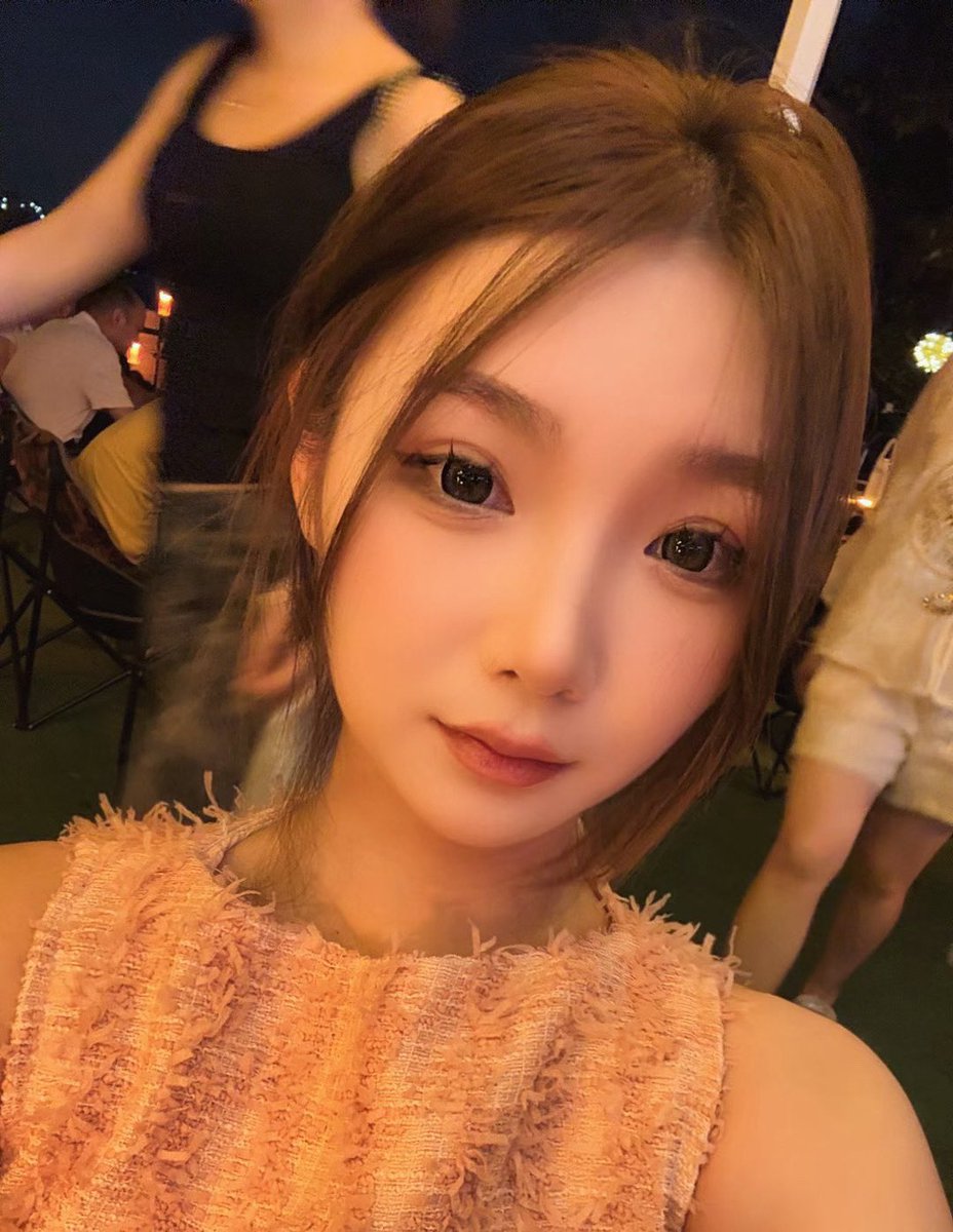 live_firefly's tweet photo. 🌟新星主播登場🌟我們熱烈歡迎小结巴🦄🤩
暱稱：小结巴🦄
FIREFLY ID：9583677
身高：168cm
體重：55kg
生日：2002年6月25日，屬馬的哦🐎
星座：巨蟹座♋
地區：中國大陸
個性簽名：这里介绍不了我
快来看看多才多艺的小结巴🦄吧~
#FIREFLY新星 #FIREFLYNEWSTAR #Firefly #livestreamer https://t.co/NPeKoV6dks