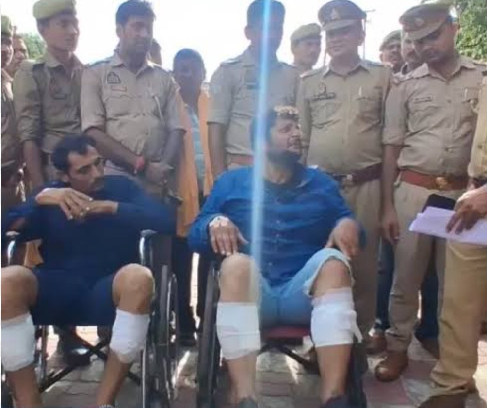 Arun_1singh's tweet photo. 'योगी की पुलिस बहुत मारती है'

भोपाल के फेमस ईरानी गैंग के दो शातिर मोहम्मद अली उर्फ शब्बीर और मसल्लाह ने सर्राफा व्यवसायी के कर्मचारी से 27 किलो चांदी की लूट की थी। इन्हें कई टीमें तलाश कर रही थीं। सोमवार की रात को पुलिस ने मुठभेड़ में लंका थानाक्षेत्र से गिरफ्तार किया है। https://t.co/XZn8Yn6aJc