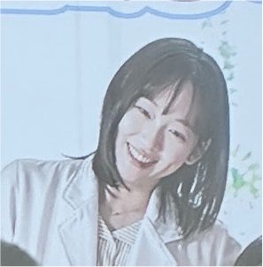seojjoo5's tweet photo. 웃는 참 예뻐서 홍경 원장님 🪽 https://t.co/4wu5byEg9Y