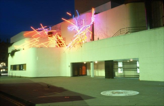 ronmanagernottm's tweet photo. "Sorry boss. The scaffolding collapsed while I was clearing out the guttering."
"Never mind, lad. Stick some fairy lights on it and we'll call it 'Urban Liminality' or summat like that, and people will never know."

Royal Concert Hall, 1980s. https://t.co/1qemvxVg9e