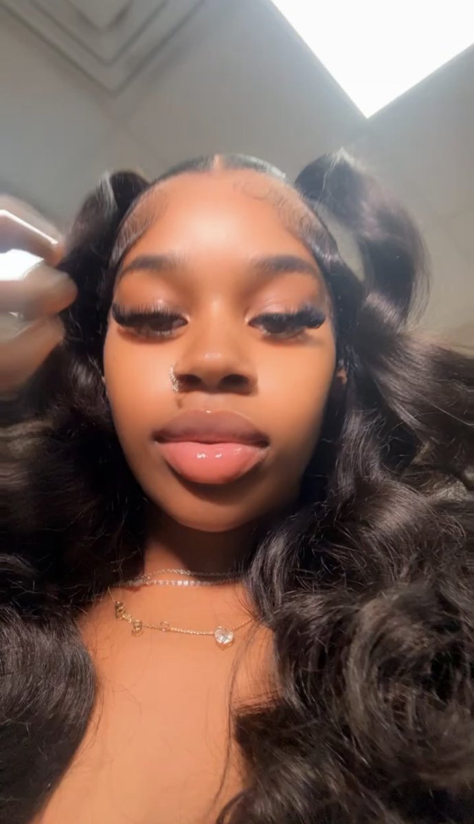 PrettyBIGgotti's tweet photo. I'm sure you can't resist the lip 💋💕 https://t.co/aX9jO8qtJD