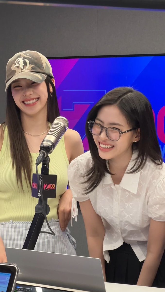 ryujimikuu's tweet photo. I fear I'm never getting over this Ryeji https://t.co/mM2uVHDNg9