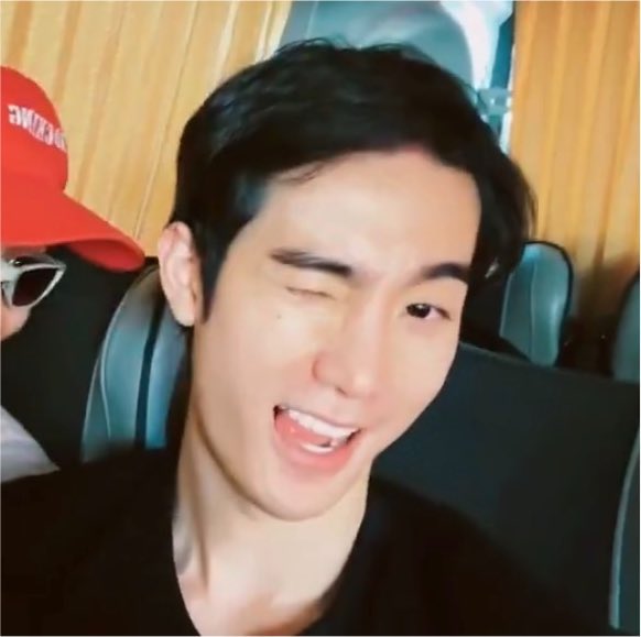 ddinosxur_'s tweet photo. พ่อลูกคู่นี้ จับตรวจ DNA มีเคืองนะ https://t.co/82JaqK8a0x
