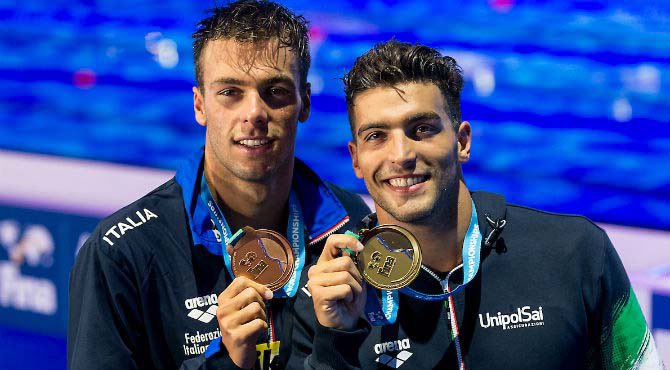 unfilodilaria's tweet photo. Gabriele Detti ha detto addio al nuoto in vasca.
L’amicizia con Greg e tutte le emozioni che ci hanno regalato, insieme ai traguardi conquistati, resteranno per sempre❤️

(rendersi conto che gli atleti con i quali si è cresciuti stanno via via arrivando a fine carriera è un altro tipo di dolore)