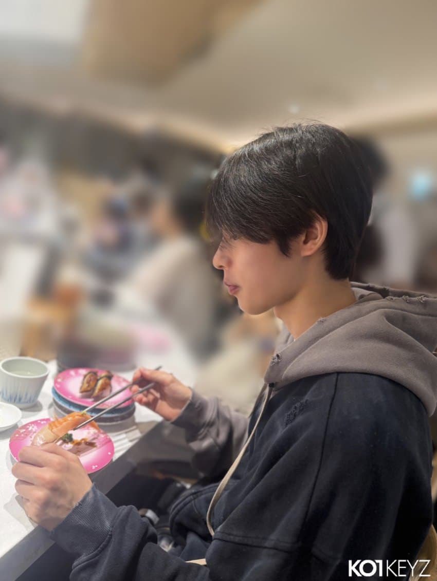 morae_sekaiii's tweet photo. 260805 료가 코이노트 https://t.co/9juYyrts8h