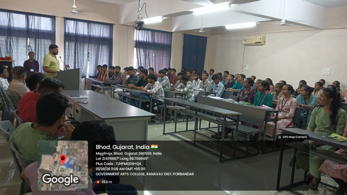 gacranavav2012's tweet photo. ગવર્ન્મેન્ટ આર્ટસ કોલેજ, રાણાવાવ ખાતે “Innovation in Writing: The Evolving Style of Writing in the Start-up and Social Media Era” વિષય પર એકદિવસીય સેમિનાર યોજાયો
#gacranavav
#Education
#innovations
#CMO
#PMOIndia
#collegelife
#innovationwriting
#IQAC
#CollegeStudents https://t.co/xvmeQGtTD6