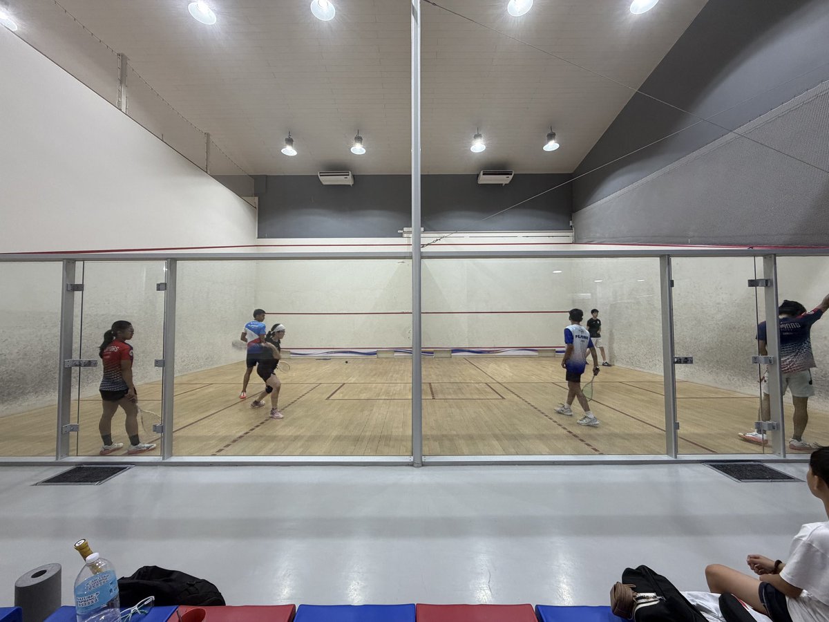 JapanSquash's tweet photo. フィリピンにてダブルス強化遠征がスタート🇵🇭🔥

アジア競技大会に向けて、TEAMJAPANはダブルスの強化試合＆練習を行います💪

TEAMJAPANへ応援の程、よろしくお願いいたします🇯🇵✨

#スカッシュ
#squash
#teamjapan https://t.co/Ttucg4Gfbn