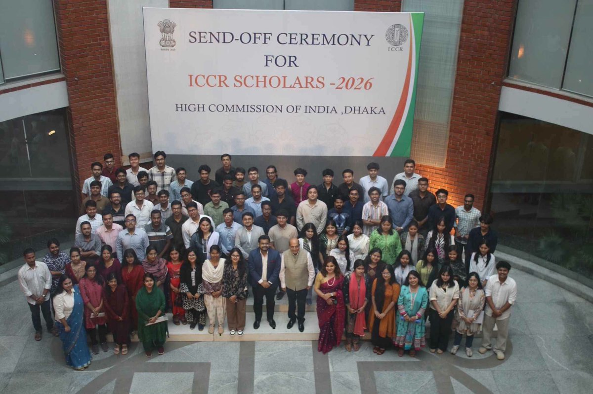 HinduVoice_in's tweet photo. India gave ICCR SCHOLARSHIP to 541 Bangladeshi students for the year 2026. They will study in several colleges in India. https://t.co/xUiv3REcHG