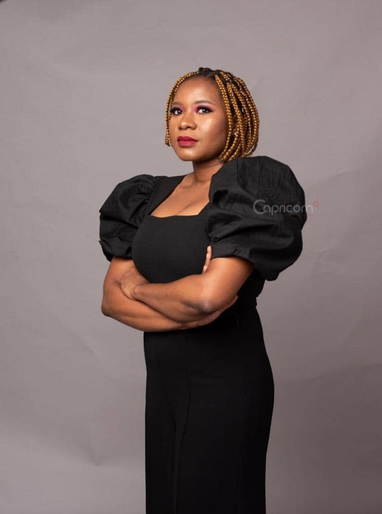 CapricornFM's tweet photo. #RelationshipWednesday | Ever wondered about the women whose voices brighten your day on Capricorn FM? This Women's Month @Hlekanis kicks off a special series with Refilwe Mathebula.
Tune in: https://t.co/11wJKBneXo https://t.co/yOnQzl48pK
