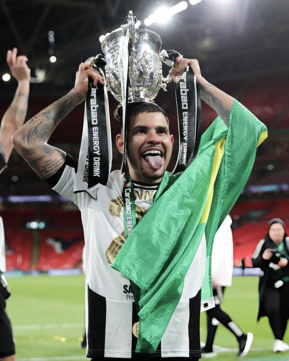1892tb's tweet photo. Thank you Bruno. 🖤

👕 195 appearances
⚽️ 31 goals
🅰️ 32 assists https://t.co/Xxl8rRWWmc