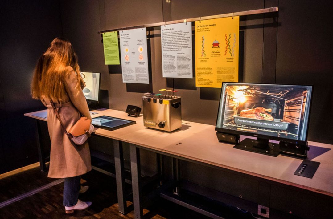 universcience's tweet photo. Notre exposition Banquet s'installe aux États-Unis ! "FOOD: Science, Culture and Cuisine", diffusée par notre partenaire @Imagine, est à découvrir au Conner Prairie Museum (Indiana) jusqu'au 7 septembre. 

#ExpositionsItinérantes #FOODExhibitCP https://t.co/iANyi0jgt1