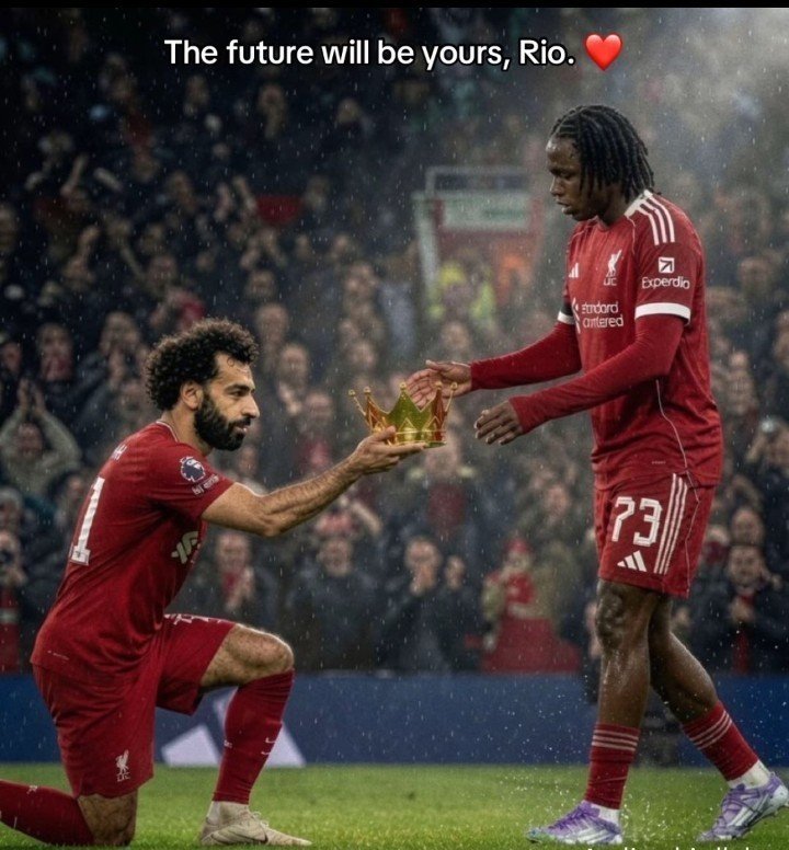 NgumohaRio_LFC's tweet photo. One King leaves. Another waits 👑❤️ https://t.co/u1TQ6CQKDe