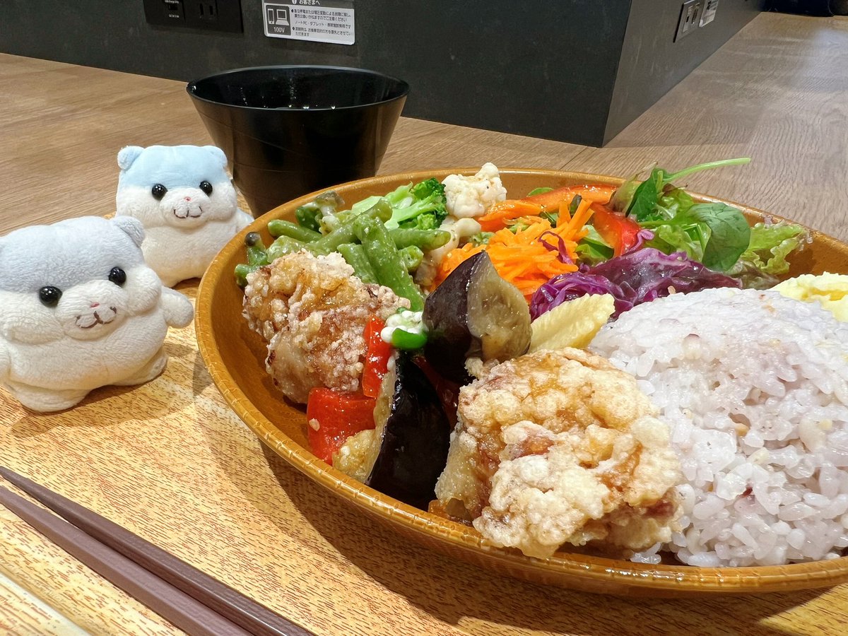 15x71's tweet photo. えすにく らんち な https://t.co/rPktiWqTWH
